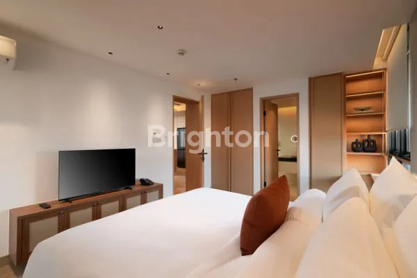 image DIJUAL VILLA MEWAH 3BR DI KAWASAN BEACHWALK, KUTA, BALI (3)