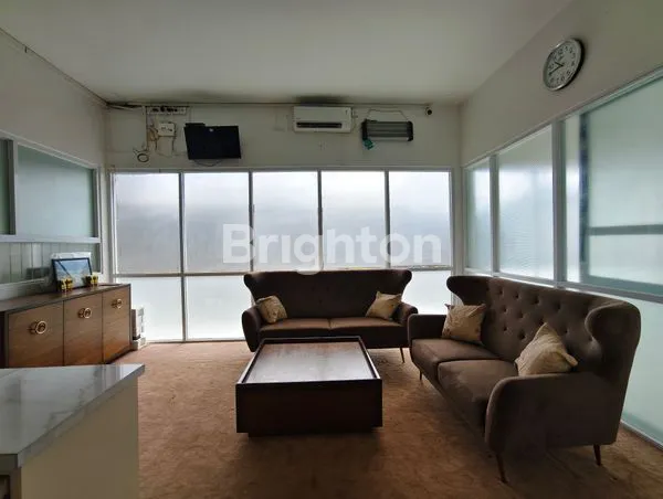 image DIJUAL KANTOR DAN GUDANG ADA LIFT  LUMAJANG (8)