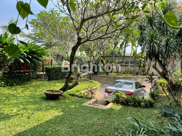 image RUMAH CANTIK LOKASI STRATEGIS CIRENDEU LEBAK BULUS JAKARTA SELATAN (5)