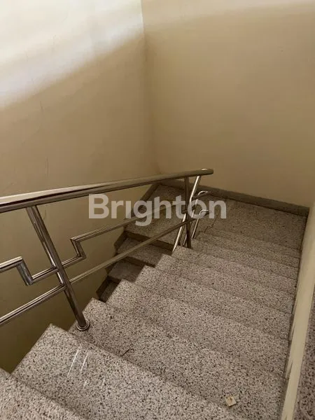 image RUMAH SIAP HUNI KOMPLEK GREEN VILLE DURI KEPA JAKARTA BARAT (6)