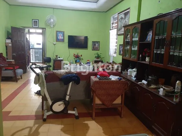 image RUMAH PINGGIR JALAN UTAMA PASAR KLIWON (5)