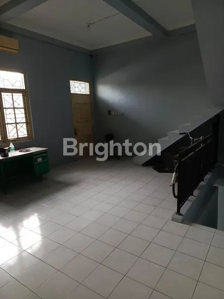 image RUKO 3 LANTAI DIPUSAT KOTA, BEBAS BANJIR (8)