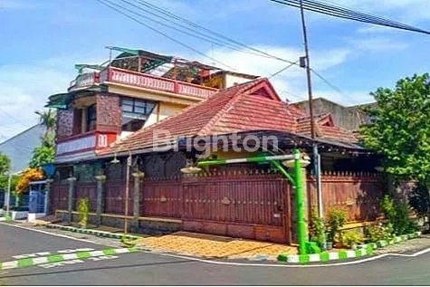 image BUTUH RUMAH LUAS & SIAP HUNI DI MALANG? 3 LANTAI, SHM, 2,6 M SAJA! (1)