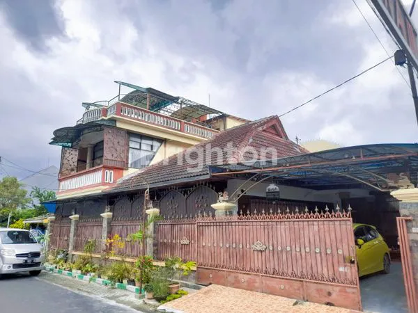 image BUTUH RUMAH LUAS & SIAP HUNI DI MALANG? 3 LANTAI, SHM, 2,6 M SAJA! (2)