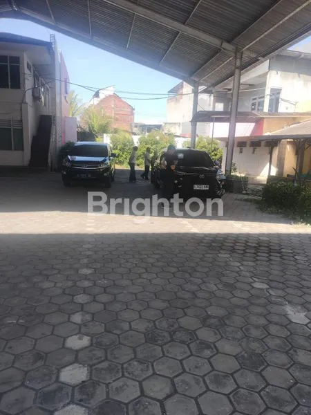 image NGINDEN GEDUNG LUAS EX PERGURUAN TINGGI SURABAYA TIMUR (2)