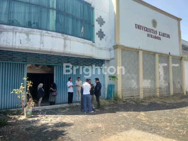 image NGINDEN GEDUNG LUAS EX PERGURUAN TINGGI SURABAYA TIMUR (1)