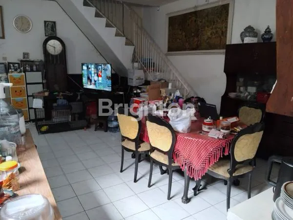 image RUMAH STRATEGIS DI TEBET (3)