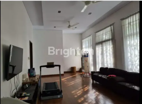 image RUMAH BESAR SIAP HUNI DEKAT KANTOR BPOM PERCETAKAN NEGARA STRATEGIS SANGAT EKONOMIS (8)