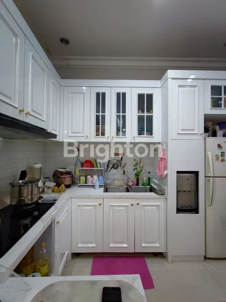 image RUMAH 2,5 LANTAI DEKAT BUSWAY RAGUNAN JAKARTA SELATAN (6)