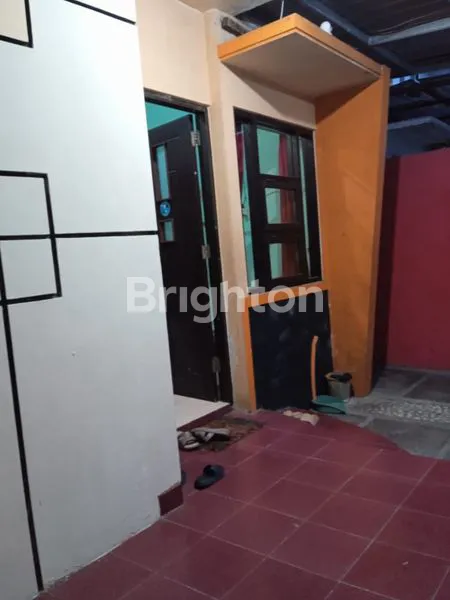 image RUMAH KOST BONUS TOKO DIKELILINGI KAMPUS UIN, ITN, UM, UNBRAW, UNMUH, UNISKA DI KOTA MALANG (6)