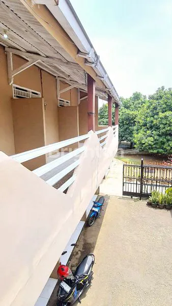 image CUAN MAKSIMAL! KONTRAKAN 26 PINTU DI DEPOK, HARGA 4 M NEGO SAMPAI DEAL (4)