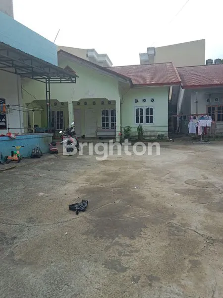 image 1 UNIT MES DAN 6 PINTU RUMAH KONTRAKKAN (4)