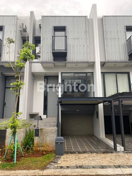 image RUMAH KOMPLEKS GREENWICH PARK CLUSTER IMAJIHAUS BSD (1)