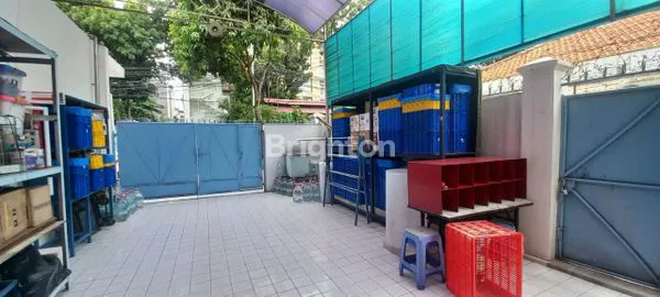 image RUMAH LUAS TERAWAT SIAP HUNI (2)