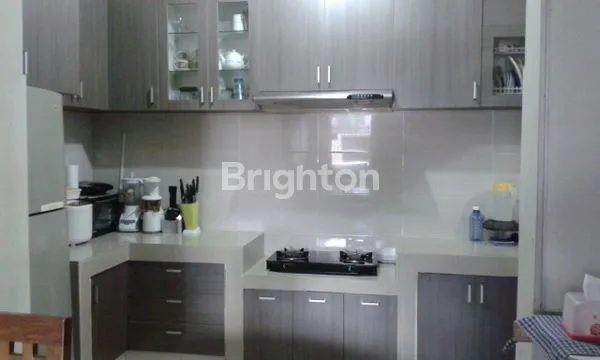 image RUMAH 2½ LANTAI DI KALIBATA SIAP HUNI (1)