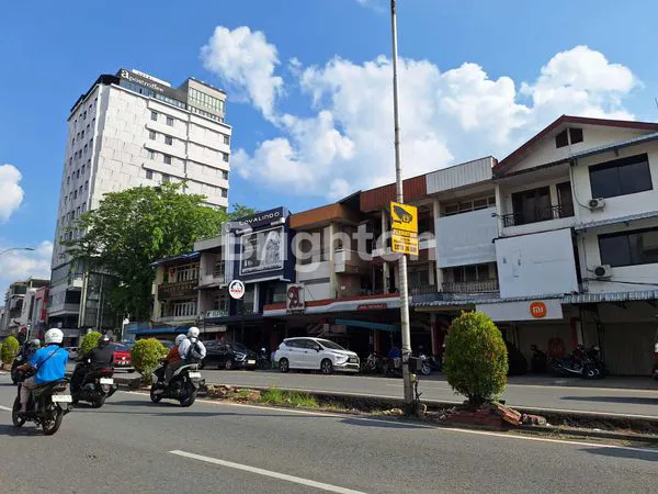 image RUKO JLN.GAJAH MADA  STRSTEGIS  (6)