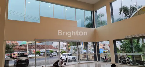 image GEDUNG USAHA PREMIUM HOOK DI PUSAT BANDAR LAMPUNG (5)