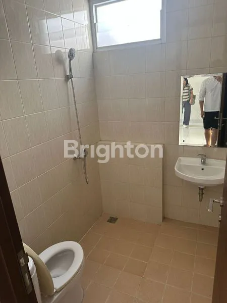 image RUMAH THE ICON COSMO EASTERN (8)