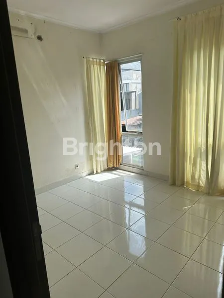 image RUMAH THE ICON COSMO EASTERN (5)