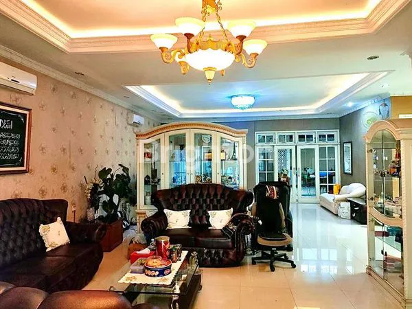 image RUMAH MEWAH DEKAT KRATON (1)