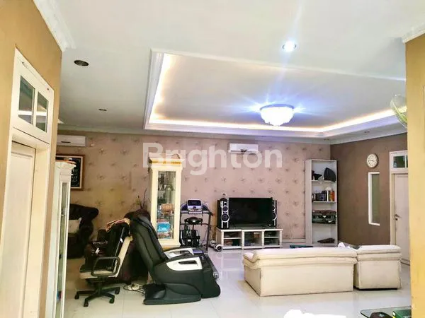 image RUMAH MEWAH DEKAT KRATON (2)