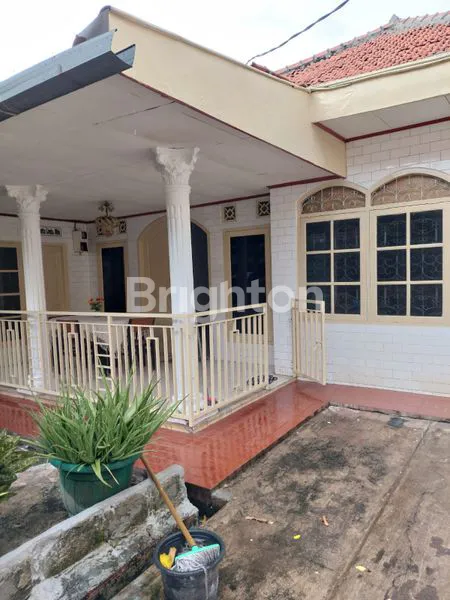 image RUMAH LUAS DI JAKARTA TIMUR (7)