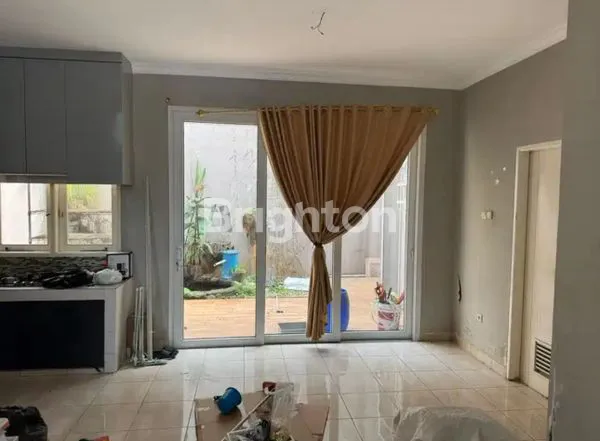 image RUMAH NYAMAN & LUAS DI PERUMAHAN HAWAIIAN CENGKARENG – LINGKUNGAN TENANG, AKSES MUDAH (2)