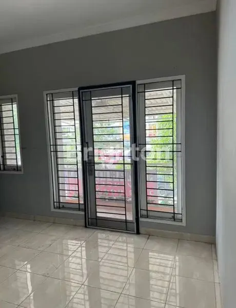 image RUMAH NYAMAN & LUAS DI PERUMAHAN HAWAIIAN CENGKARENG – LINGKUNGAN TENANG, AKSES MUDAH (6)