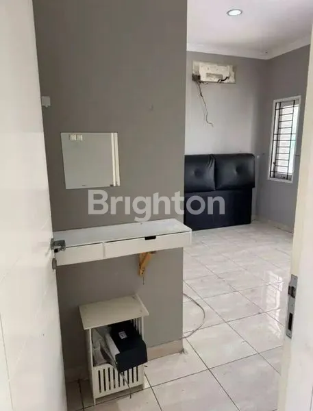 image RUMAH NYAMAN & LUAS DI PERUMAHAN HAWAIIAN CENGKARENG – LINGKUNGAN TENANG, AKSES MUDAH (7)