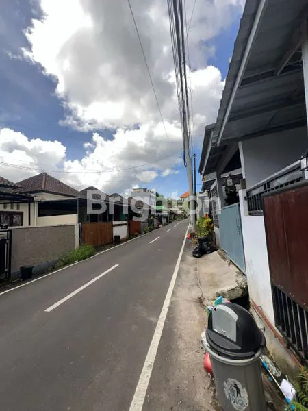 image RUMAH MINIMALIS DI PINGGIR JALAN (1)