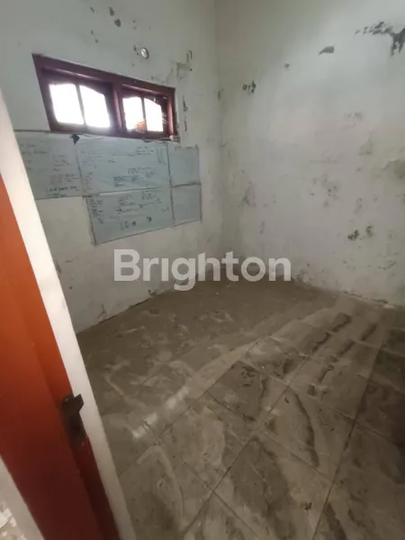 image MURAH SURAT IJO, RUMAH REMEK 1 LANTAI HITUNG TANAH DI KUTISARI, COCOK UNTUK KANTOR ATAU USAHA (8)