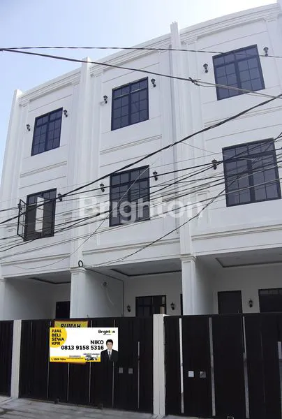 image RUMAH BARU MINIMALIS 3LT LINGKUNGAN MEWAH  DEKAT TAMAN DURI KEPA (4)
