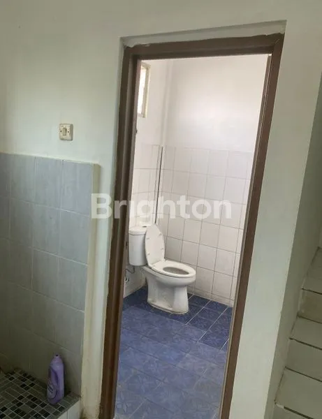 image DISEWA RUKO 3 LANTAI PLONG TANPA SEKAT  (6)