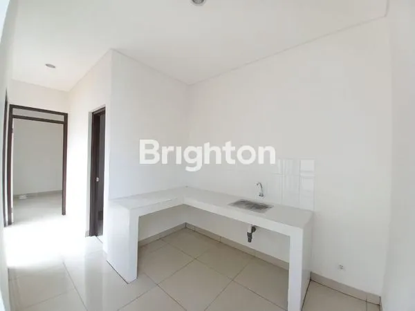 image 2 RUMAH BERSEBELAHAN DI JALAN BOULEVARD VOLGA CITRA SENTUL RAYA (8)