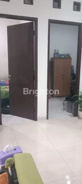 image DAPATKAN SEGERA 2 RUMAH YANG ASRI JADI 1, BANGUNAN, DG 2 SERTIFIKAT LOKASI DI PERUM TAMANSARI MAJAPAHIT PEDURUNGAN SEMARANG (2 RUMAH JADI 1) : (7)