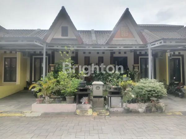 image DAPATKAN SEGERA 2 RUMAH YANG ASRI JADI 1, BANGUNAN, DG 2 SERTIFIKAT LOKASI DI PERUM TAMANSARI MAJAPAHIT PEDURUNGAN SEMARANG (2 RUMAH JADI 1) : (2)