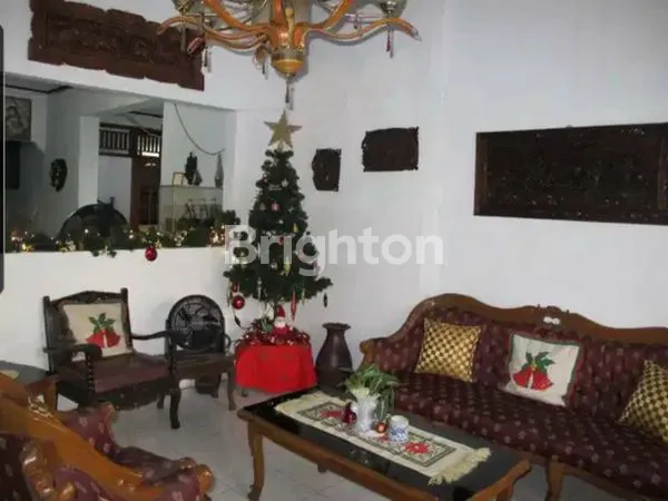 image RUMAH KEMAYORAN UK 4,25X24 AKSES ROW 2 MOBIL HGB JAKARTA PUSAT (2)