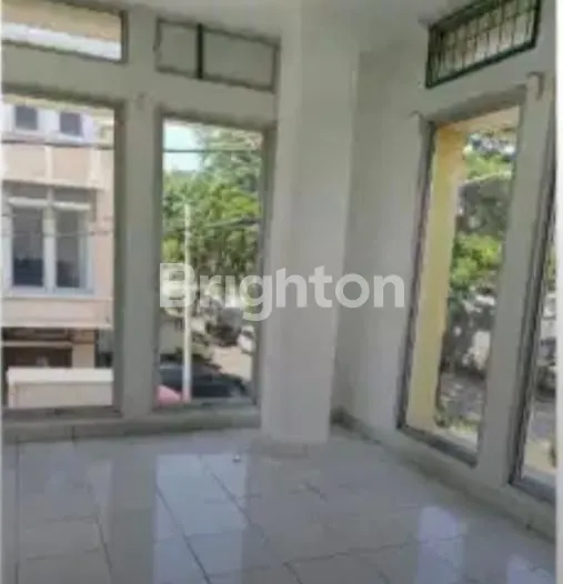 image RUKO 2.5 LANTAI STRATEGIS DI JALAN SASTRANEGARA, DEKAT BANDARA (5)