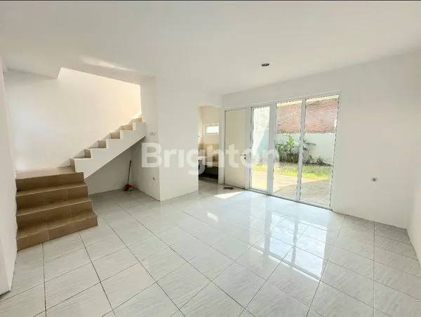 image RUMAH 2 LANTAI SEWA MURAH CLUSTER (5)