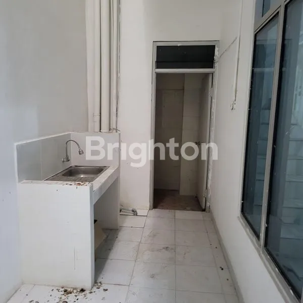 image RUKO 3,5 LANTAI DI PUSAT KOTA (4)