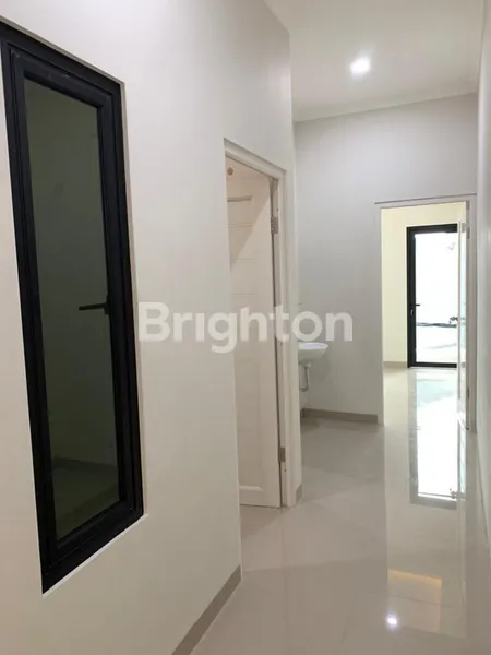 image RUMAH MINIMALIS 2 LANTAI DI TANGERANG – STRATEGIS & SIAP PAKAI! (4)