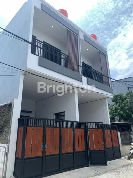 image RUMAH MINIMALIS 2 LANTAI DI TANGERANG – STRATEGIS & SIAP PAKAI! (1)