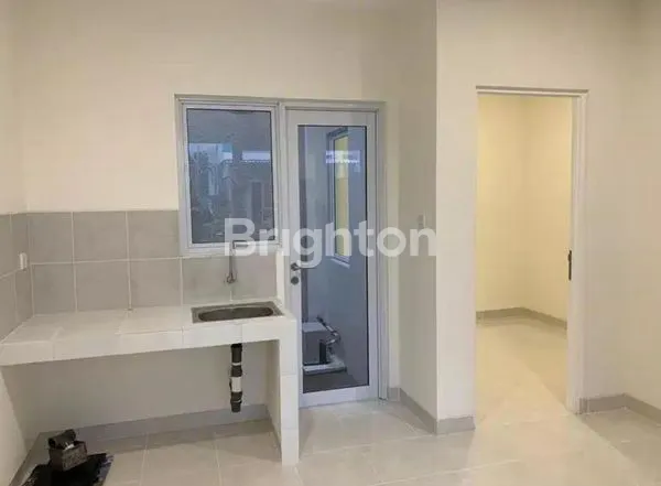 image DISEWAKAN RUMAH MARTINEZ GADING SERPONG  (4)