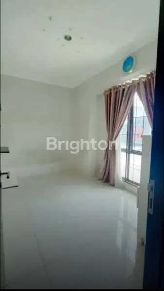 image RUMAH SIAP HUNI BAGUS UNFURNISHED CALLYSTA RESIDENCE GRAHA RAYA BINTARO TANGERANG SELATAN (5)