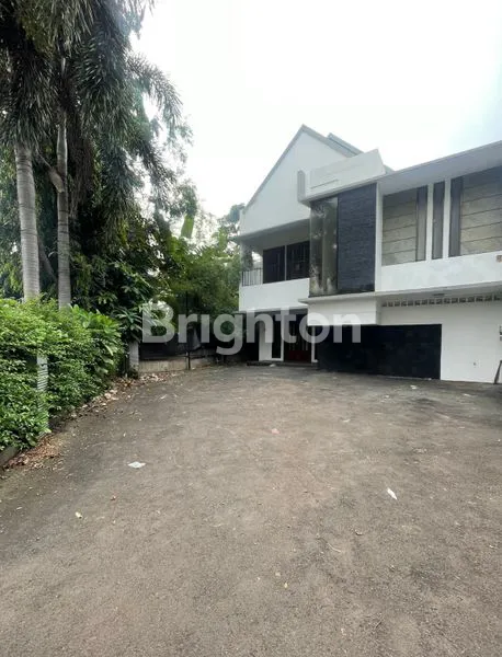 RUMAH USAHA ATAU EX KANTOR LOKASI STRATEGIS PONDOK PINANG JAKARTA SELATAN