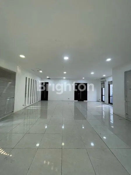 image RUMAH USAHA ATAU EX KANTOR LOKASI STRATEGIS PONDOK PINANG JAKARTA SELATAN (3)