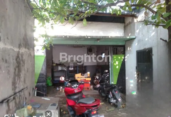 image RUMAH WORKSHOP PINGGIR JALAN RAYA  SEPATAN TANGERANG HITUNG TANAH SAJA  (2)