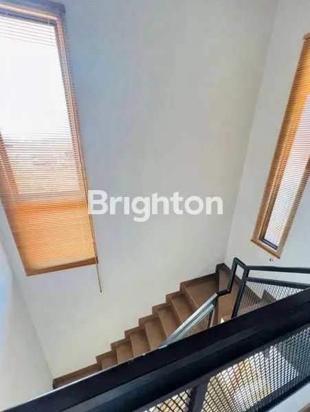 image CENTRAL HILL CLUSTER PANORAMA, 2LT (2)