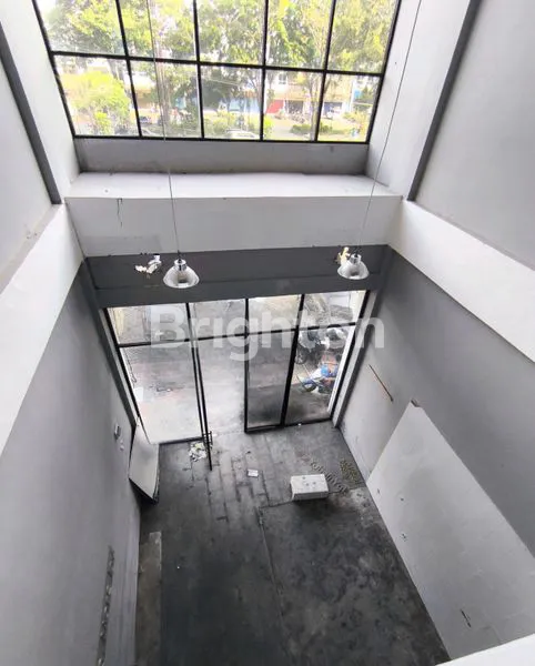 image RUKO 4 LANTAI MINIMALIS STRATEGIS ARIFIN AHMAD PEKANBARU (2)