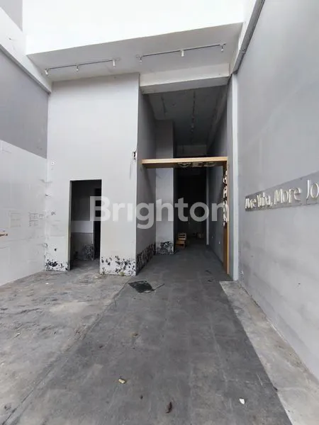 image RUKO 4 LANTAI MINIMALIS STRATEGIS ARIFIN AHMAD PEKANBARU (3)